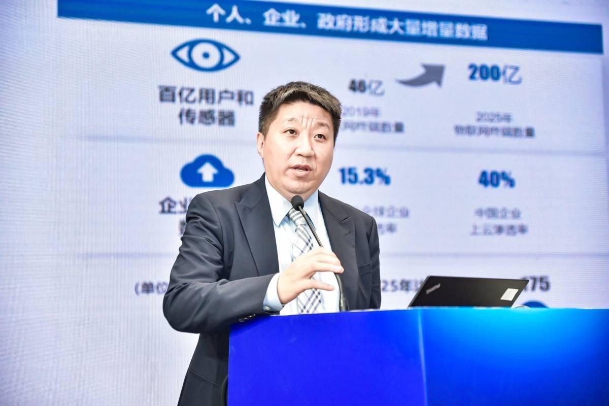 网上输入姓名查手机号软件,隐私与便利的双重考量